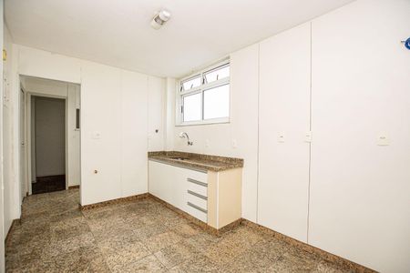 Apartamento à venda com 3 quartos, 128m² em Ingá, Niterói