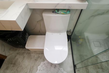 Casa à venda com 130m², 3 quartos e 2 vagas Casa à venda com 130m², 3 quartos e 2 vagasBanheiro da Suíte