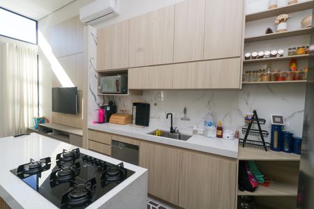 Casa à venda com 130m², 3 quartos e 2 vagas Casa à venda com 130m², 3 quartos e 2 vagasCozinha