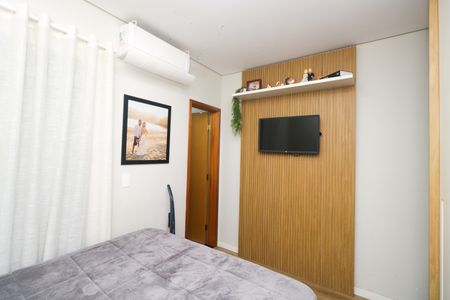 Casa à venda com 130m², 3 quartos e 2 vagas Casa à venda com 130m², 3 quartos e 2 vagasSuíte