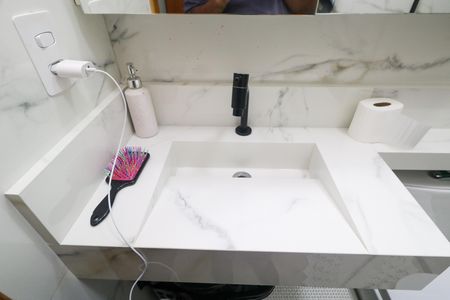 Casa à venda com 130m², 3 quartos e 2 vagas Casa à venda com 130m², 3 quartos e 2 vagasBanheiro da Suíte