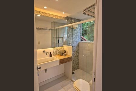 Casa à venda com 119m², 3 quartos e 2 vagas