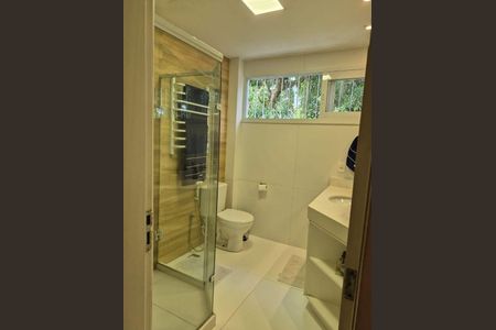 Casa à venda com 119m², 3 quartos e 2 vagas