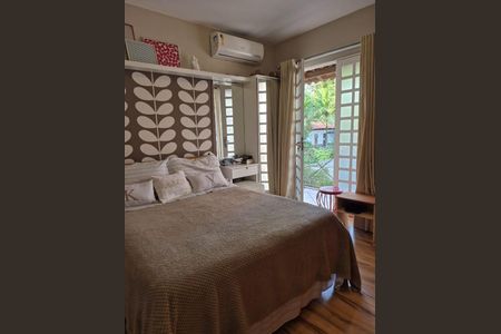 Casa à venda com 119m², 3 quartos e 2 vagas