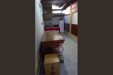Casa à venda com 119m², 3 quartos e 2 vagas
