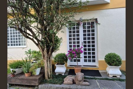 Casa à venda com 3 quartos, 119m² em Maria Paula, Niterói