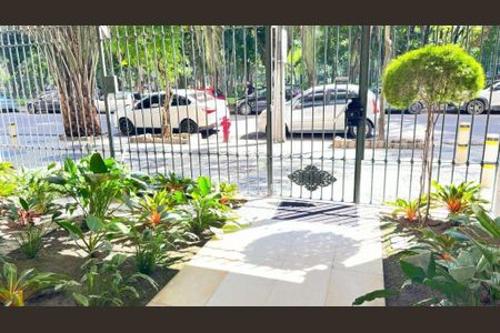 Apartamento à venda com 82m², 2 quartos e sem vaga