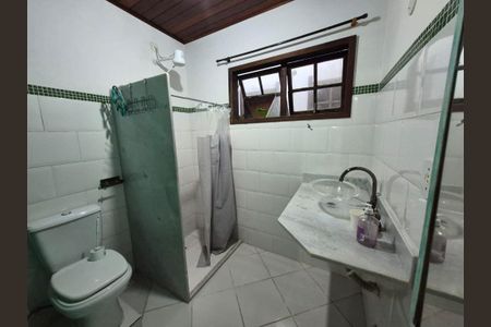 Casa à venda com 5 quartos, 130m² em Itaipu, Niterói