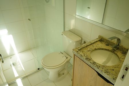 Banheiro de apartamento para alugar com 3 quartos, 68m² em Vila Carrão, São Paulo
