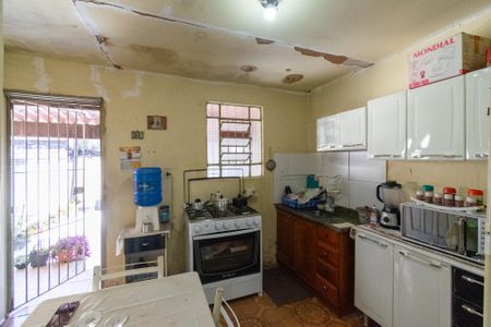 Cozinha de casa para alugar com 1 quarto, 150m² em Cidade Domitila, São Paulo