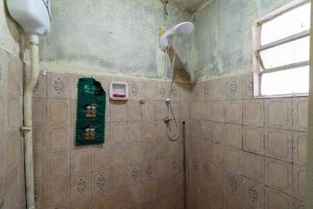 Banheiro  de casa à venda com 1 quarto, 150m² em Cidade Domitila, São Paulo
