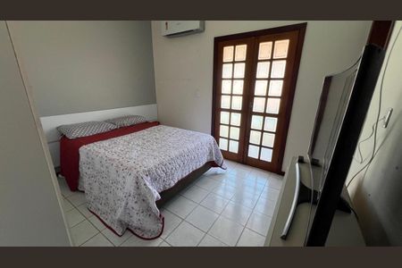 Casa à venda com 4 quartos, 254m² em Piratininga, Niterói