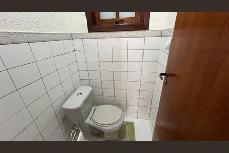 Casa à venda com 4 quartos, 254m² em Piratininga, Niterói