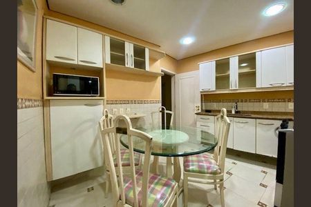 Apartamento à venda com 2 quartos, 90m² em Icaraí, Niterói