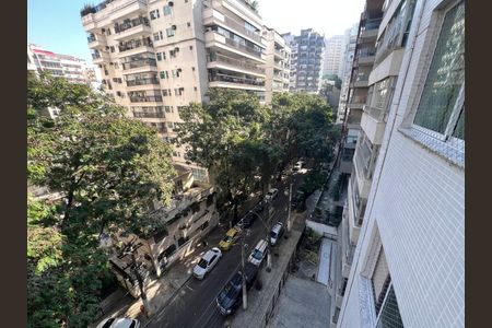 Apartamento à venda com 160m², 4 quartos e 2 vagas