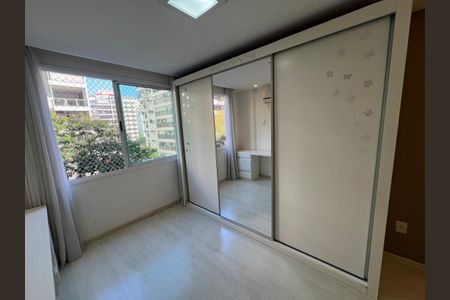 Apartamento à venda com 160m², 4 quartos e 2 vagas