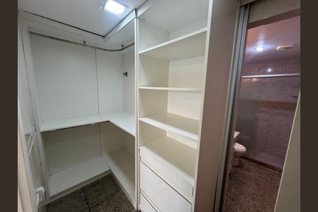 Apartamento à venda com 4 quartos, 160m² em Ingá, Niterói