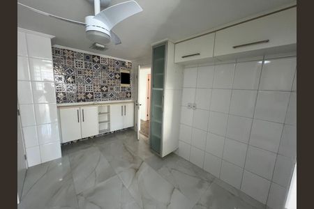 Apartamento à venda com 160m², 4 quartos e 2 vagas