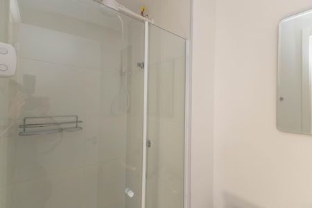 Banheiro de apartamento para alugar com 2 quartos, 35m² em Vila Nilo, São Paulo