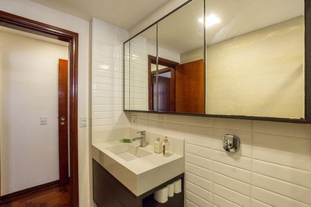 Apartamento à venda com 155m², 4 quartos e 1 vaga
