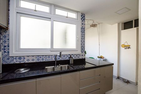 Apartamento à venda com 155m², 4 quartos e 1 vaga