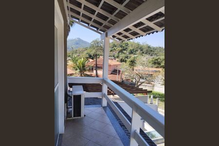 Casa à venda com 3 quartos, 257m² em Calaboca, Niterói