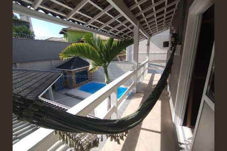 Casa à venda com 3 quartos, 257m² em Calaboca, Niterói