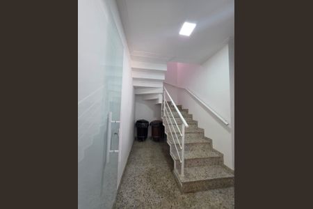 Corredor de casa à venda com 3 quartos, 280m² em Bairro dos Casa, São Bernardo do Campo