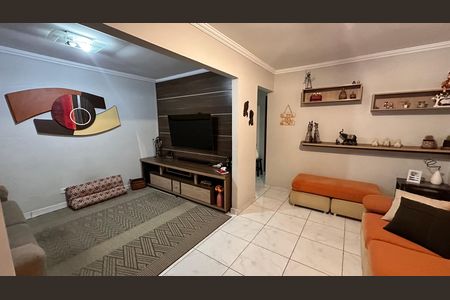 Casa à venda com 3 quartos, 125m² em Jardim Ubirajara, São Paulo