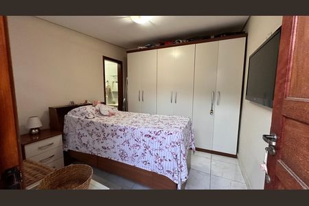 Casa à venda com 3 quartos, 125m² em Jardim Ubirajara, São Paulo