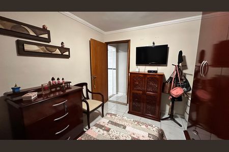Casa à venda com 3 quartos, 125m² em Jardim Ubirajara, São Paulo