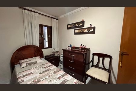 Casa à venda com 3 quartos, 125m² em Jardim Ubirajara, São Paulo