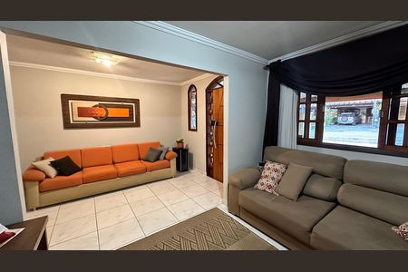 Casa à venda com 3 quartos, 125m² em Jardim Ubirajara, São Paulo