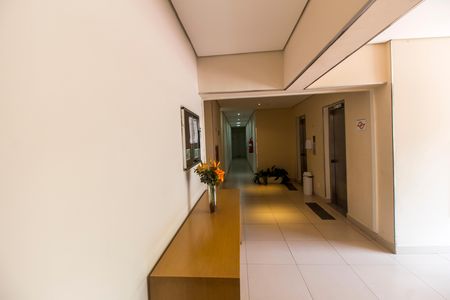 Apartamento à venda com 57m², 2 quartos e 1 vaga Apartamento à venda com 57m², 2 quartos e 1 vagaHall de entrada
