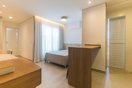 Studio para alugar com 30m², 1 quarto e 1 vaga Studio para alugar com 30m², 1 quarto e 1 vagaQuarto