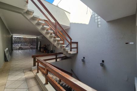 Casa à venda com 241m², 3 quartos e 4 vagas Casa à venda com 241m², 3 quartos e 4 vagasGaragem