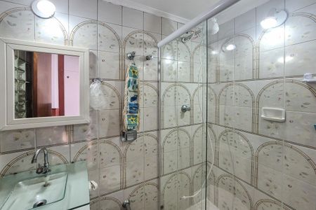 Casa à venda com 241m², 3 quartos e 4 vagas Casa à venda com 241m², 3 quartos e 4 vagasBanheiro Social