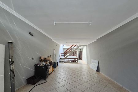 Garagem de casa à venda com 3 quartos, 241m² em Parque Terra Nova Ii, São Bernardo do Campo