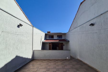Casa à venda com 241m², 3 quartos e 4 vagas Casa à venda com 241m², 3 quartos e 4 vagasárea gourmet