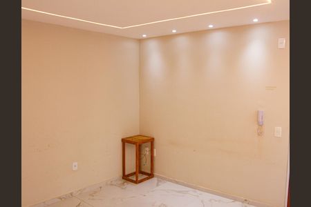 Apartamento para alugar com 2 quartos, 44m² em Santa Cruz, Rio de Janeiro