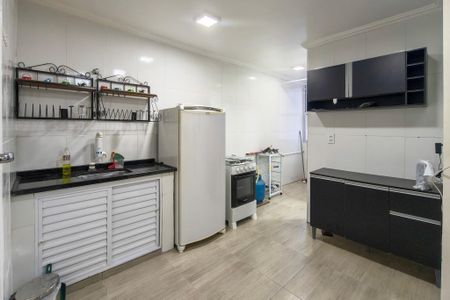 Cozinha  de apartamento para alugar com 1 quarto, 40m² em Canto do Forte, Praia Grande