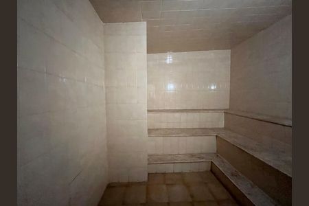 Apartamento à venda com 280m², 3 quartos e 3 vagas Apartamento à venda com 280m², 3 quartos e 3 vagasSauna