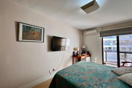 Apartamento à venda com 280m², 3 quartos e 3 vagas Apartamento à venda com 280m², 3 quartos e 3 vagasQuarto 2