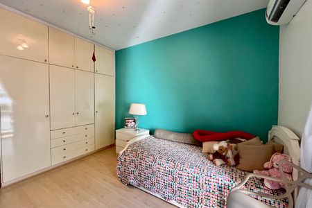 Quarto 3 de apartamento à venda com 3 quartos, 280m² em Lagoa, Rio de Janeiro