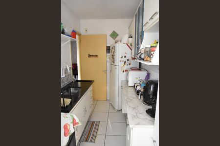 Apartamento à venda com 58m², 2 quartos e 1 vaga Apartamento à venda com 58m², 2 quartos e 1 vagaCozinha - Armários