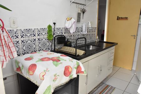 Apartamento à venda com 58m², 2 quartos e 1 vaga Apartamento à venda com 58m², 2 quartos e 1 vagaCozinha - Armários