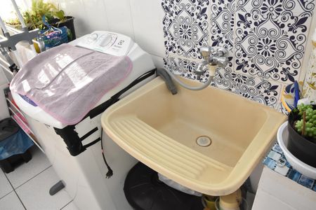 Apartamento à venda com 58m², 2 quartos e 1 vaga Apartamento à venda com 58m², 2 quartos e 1 vagaCozinha - Area de serviço