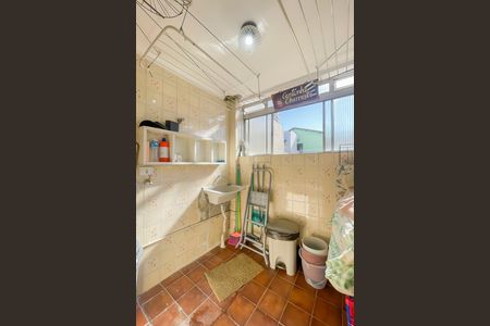 Cozinha e Área de Serviço de apartamento para alugar com 2 quartos, 60m² em Presidente Altino, Osasco