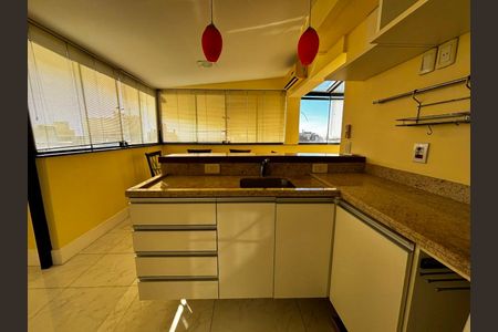 Apartamento para alugar com 86m², 2 quartos e 1 vaga