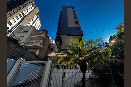 Apartamento para alugar com 86m², 2 quartos e 1 vaga